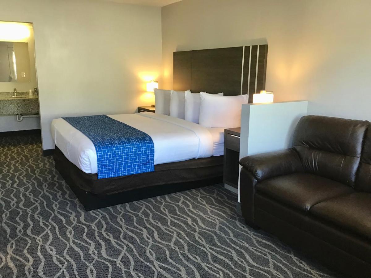 Travelodge Inn & Suites By Wyndham Missoula University Park エクステリア 写真